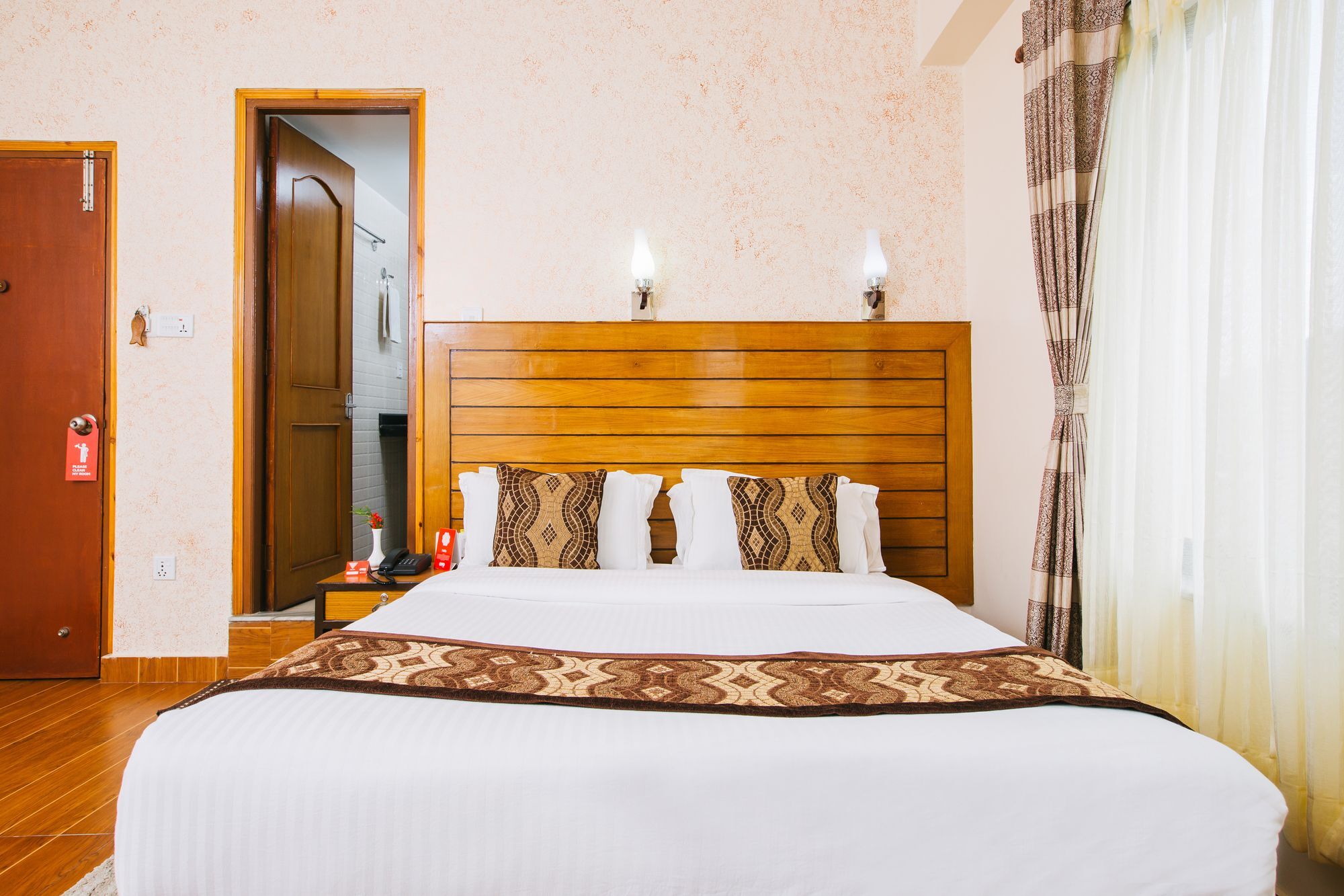 Hotel Romantica Pokhara Esterno foto