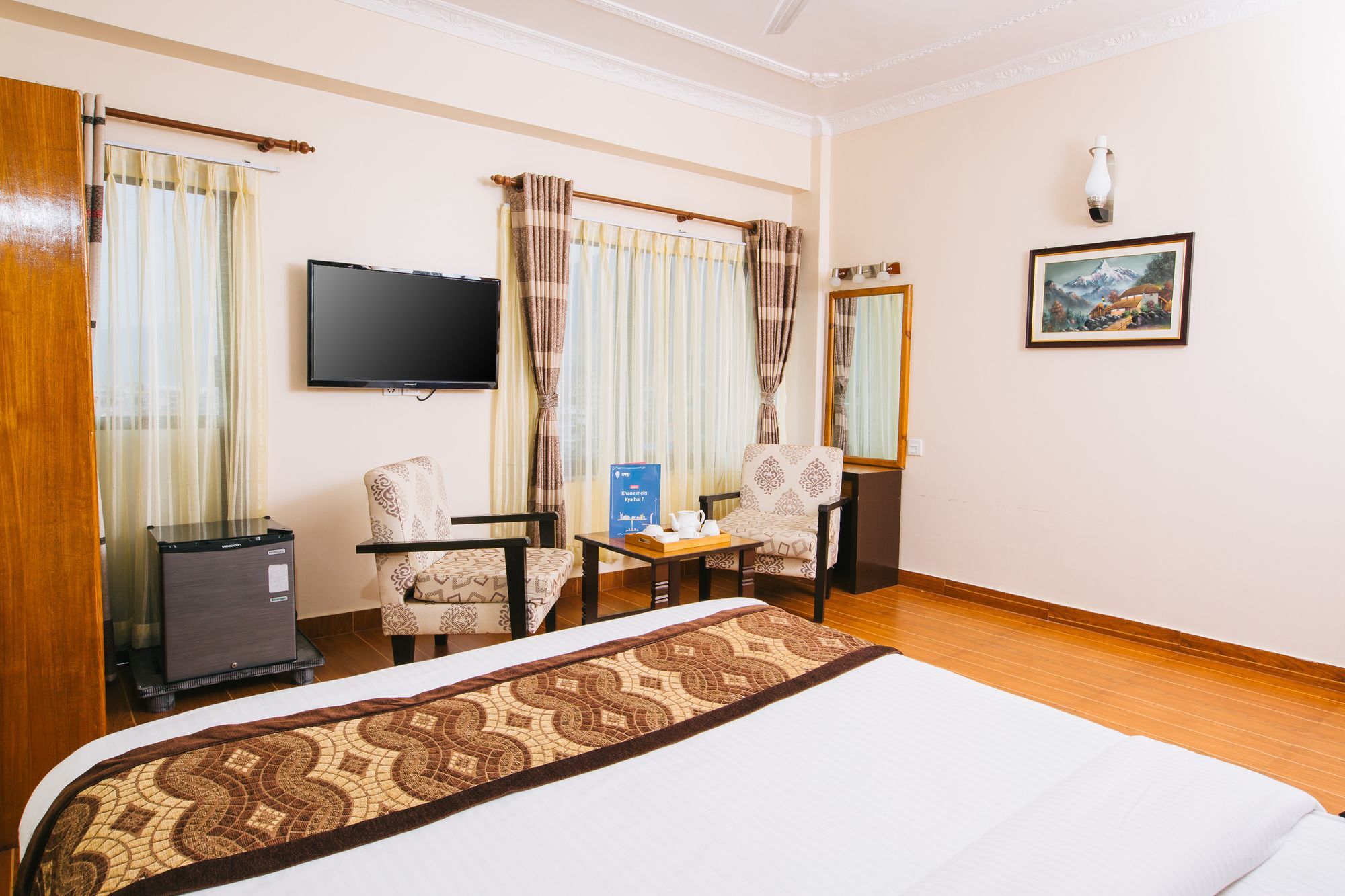 Hotel Romantica Pokhara Esterno foto