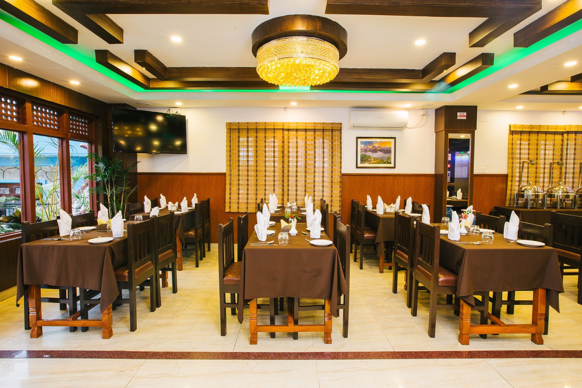 Hotel Romantica Pokhara Esterno foto